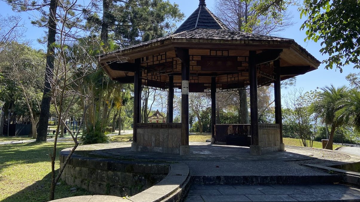 
大溪老街美食攻略：必吃的特色小吃，讓你大快朵頤