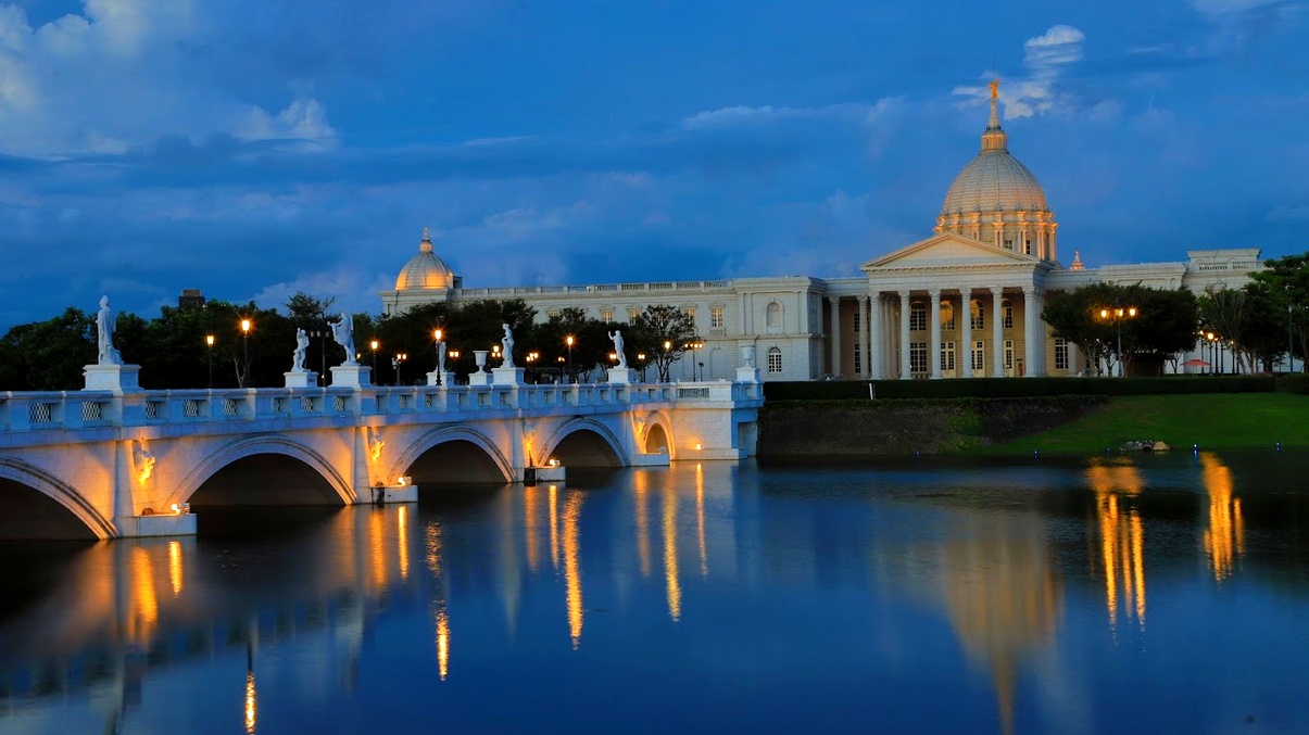 探索台南必訪景點：安平老街、神農街和奇美博物館