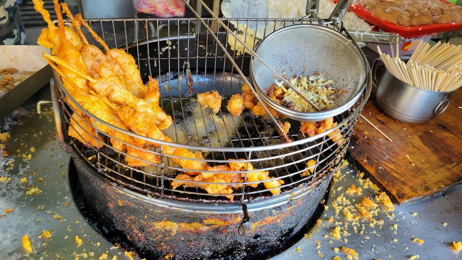 宜蘭雞肉串必吃攻略|5家本地推薦攤販不容錯過|宜蘭夜市雞肉串