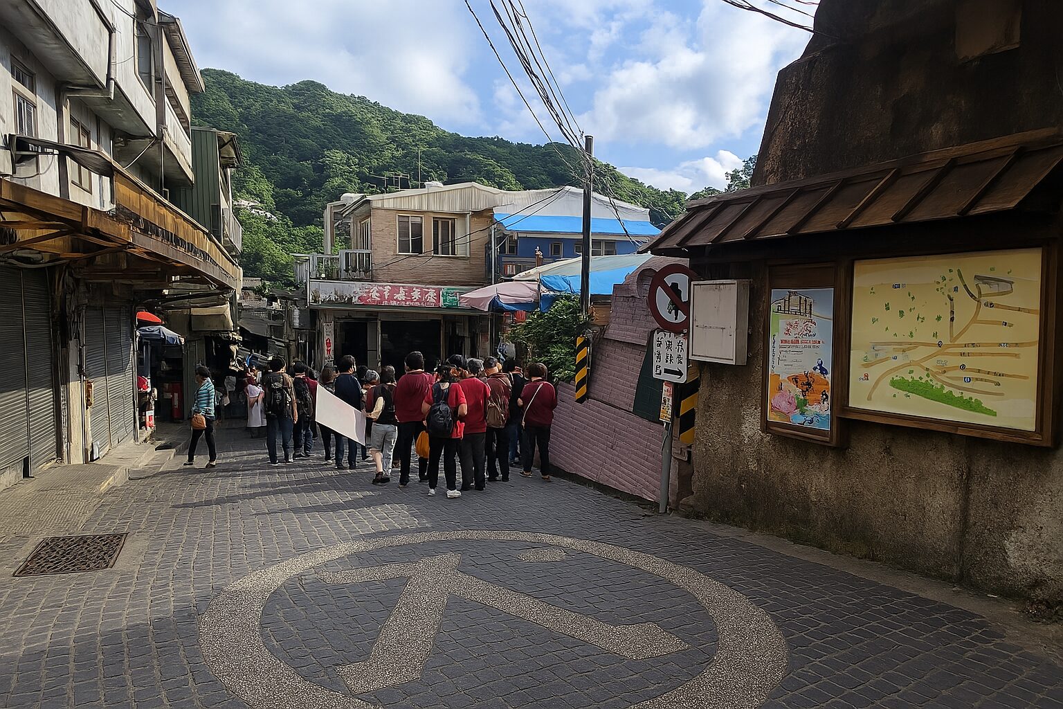 【2025】平溪老街旅遊必知｜避開人潮的秘訣