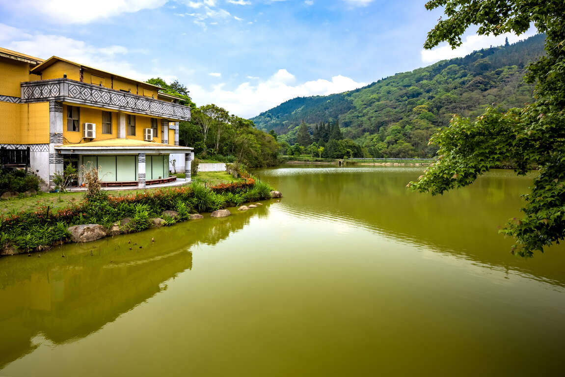 1024x768_attractions Image Ecbrnc_ei0ooppef4dh Ha