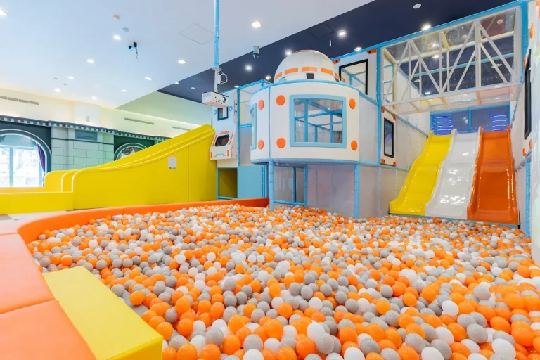 高雄親子景點推薦｜五大兒童樂園玩樂全攻略，雨天也能放電一整天！