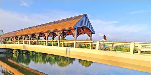 大鵬灣環灣步道