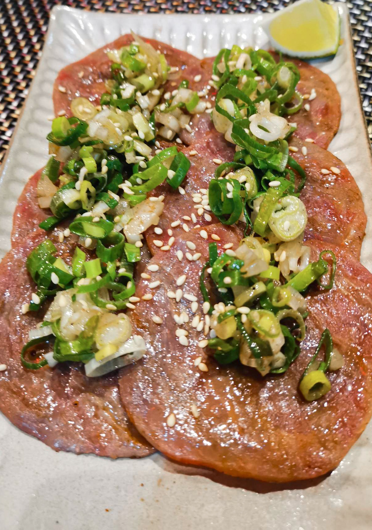 圖／燒包大眾酒場.食堂-鹽蔥牛舌