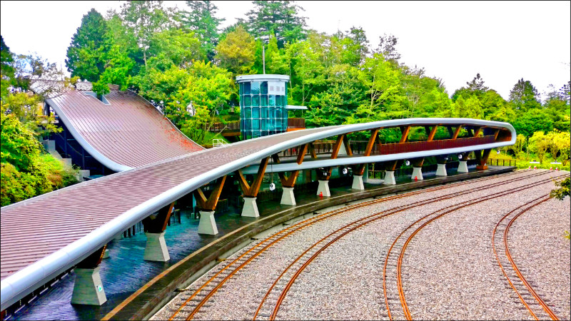 阿里山旅遊全攻略:五大絕美景點,感受山林日出與文化之