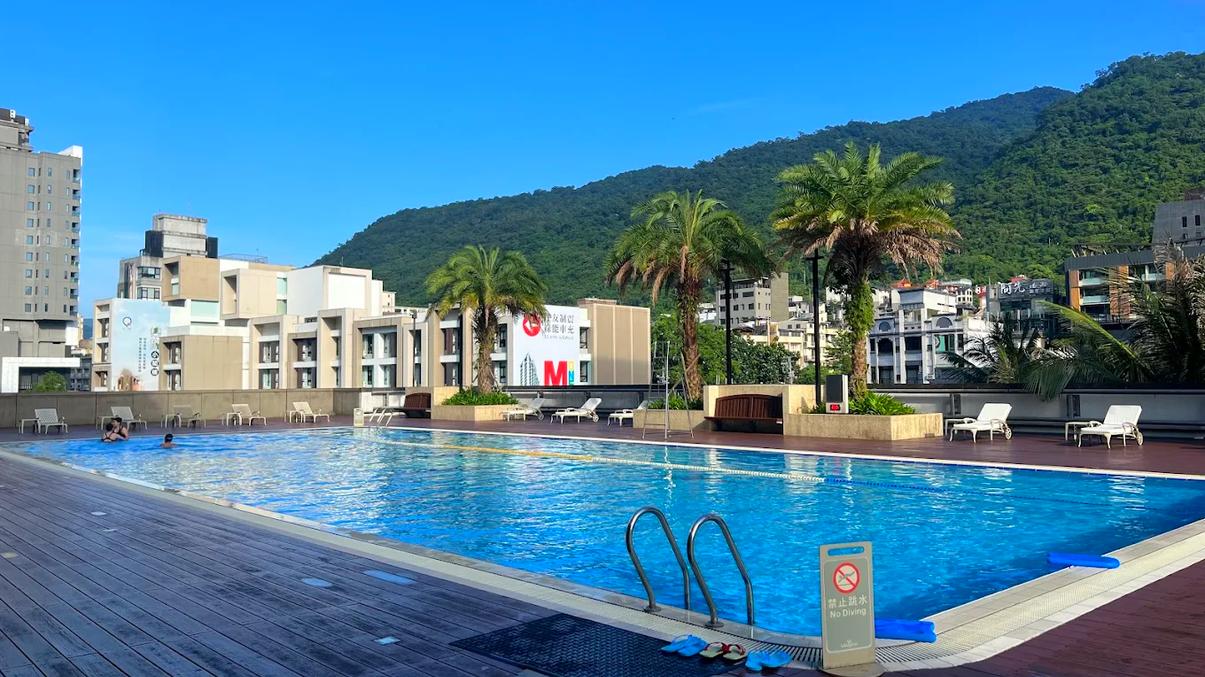 礁溪長榮鳳凰酒店：五星溫泉度假首選！在地美食、美景、住宿一次滿足【含2025春季優惠＋在地餐酒館推薦】