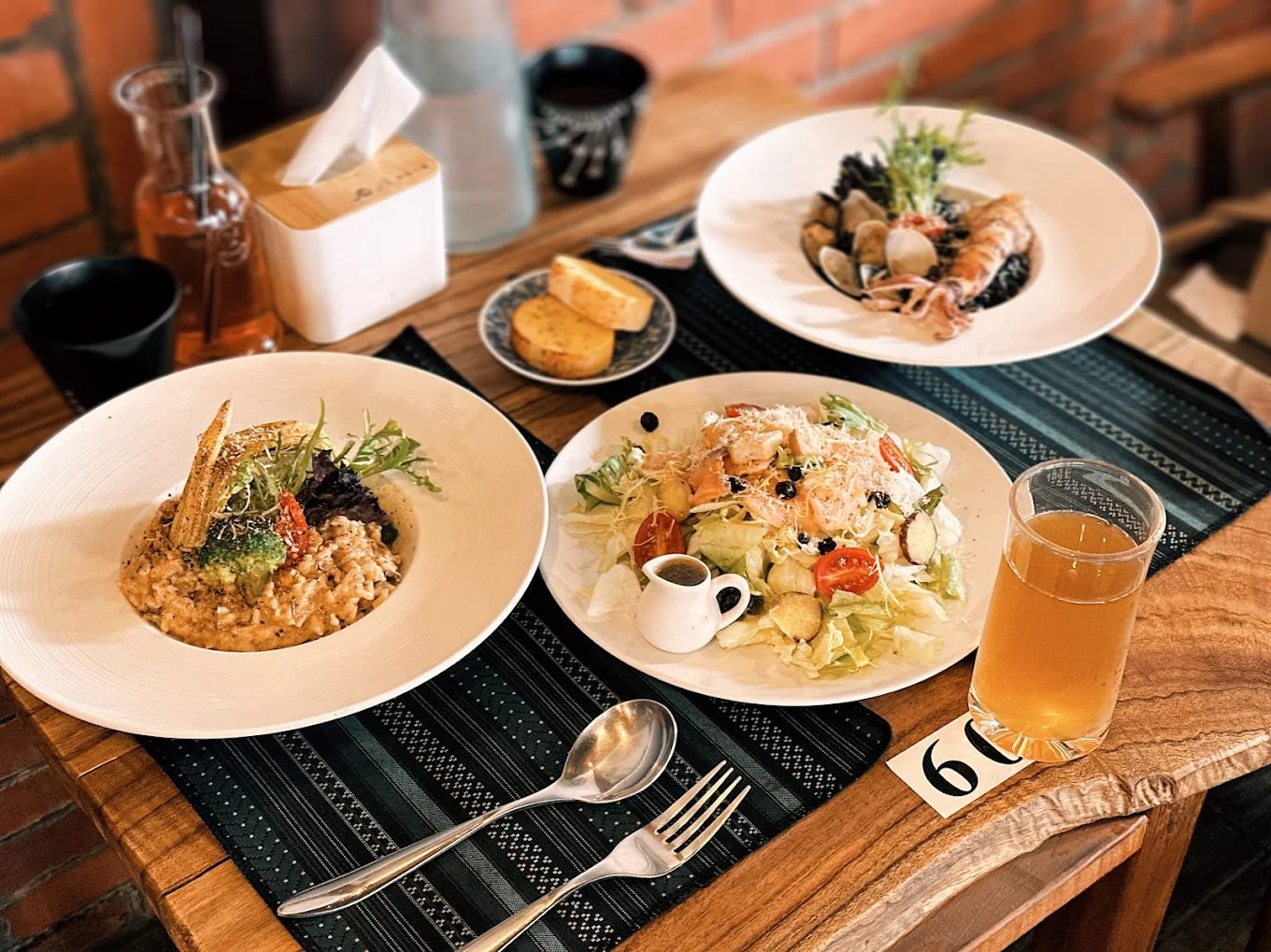 探索竹山美食:老屋,食憶小鎮的隱藏美味