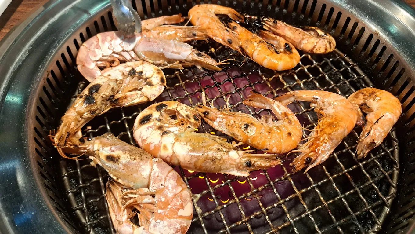 【台中燒肉推薦】燒肉眾精緻炭火燒肉：高CP值聚餐首選，菜單、環境一次看！