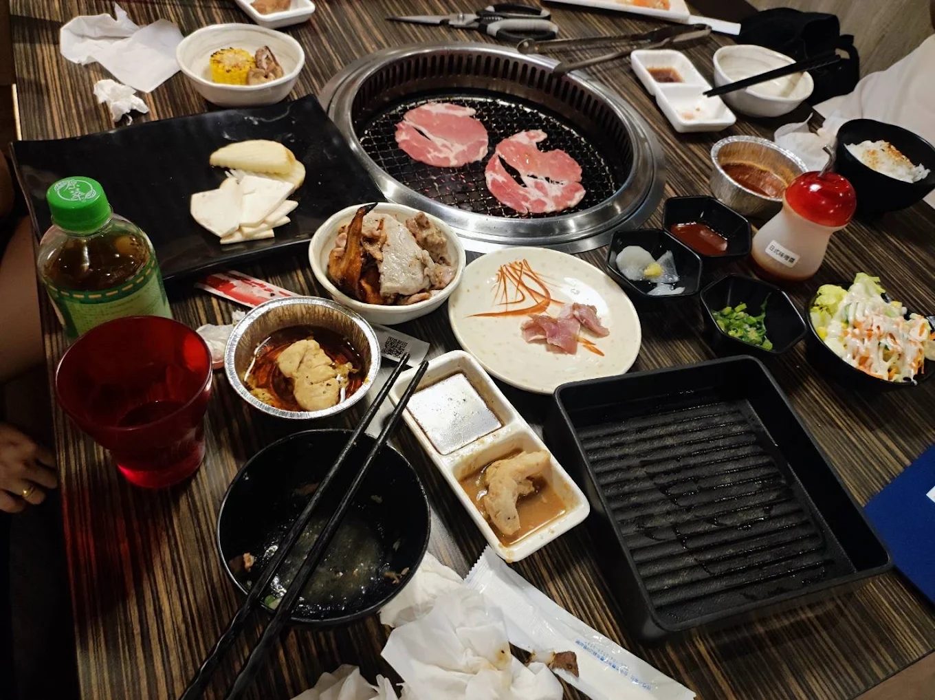 【台中燒肉推薦】燒肉眾精緻炭火燒肉：高CP值聚餐首選，菜單、環境一次看！