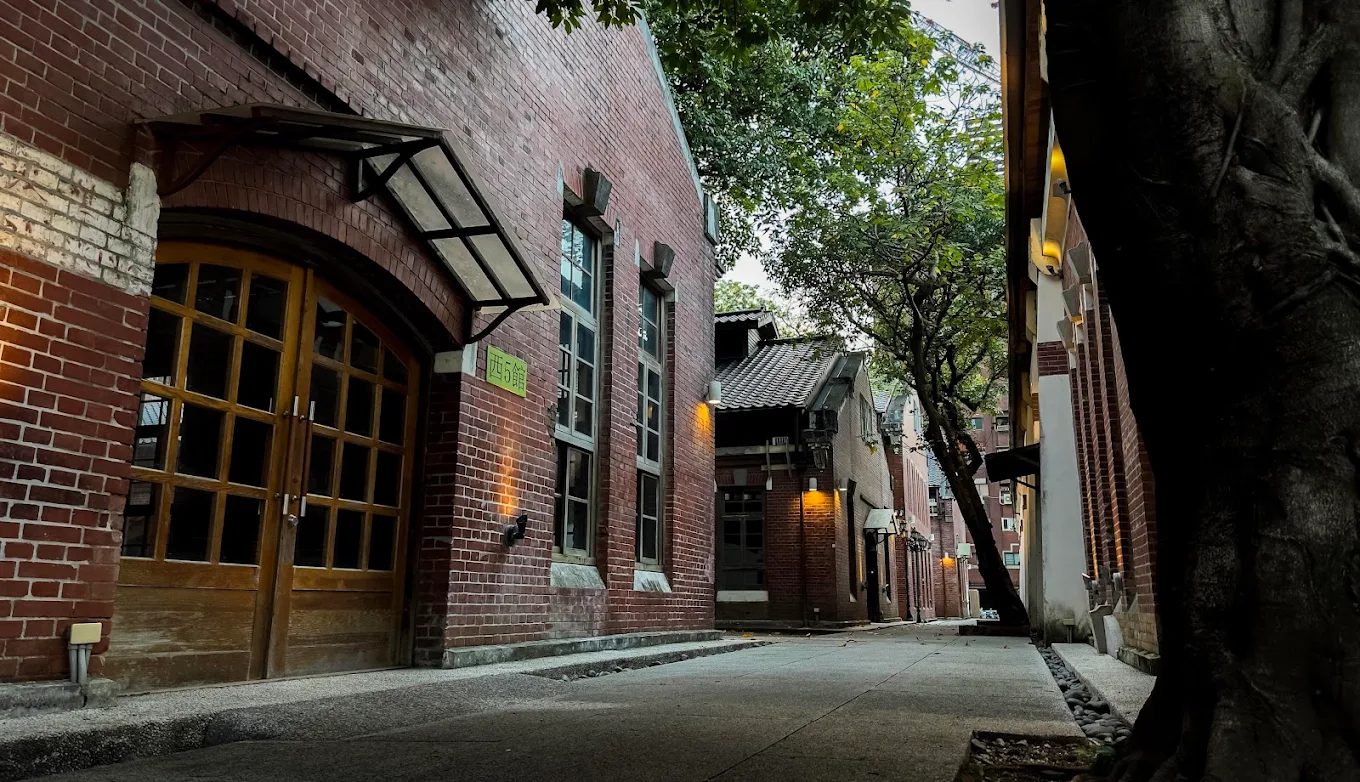 華山1914文化創意產業園區的藝術盛宴｜走進城市裡的藝文綠洲