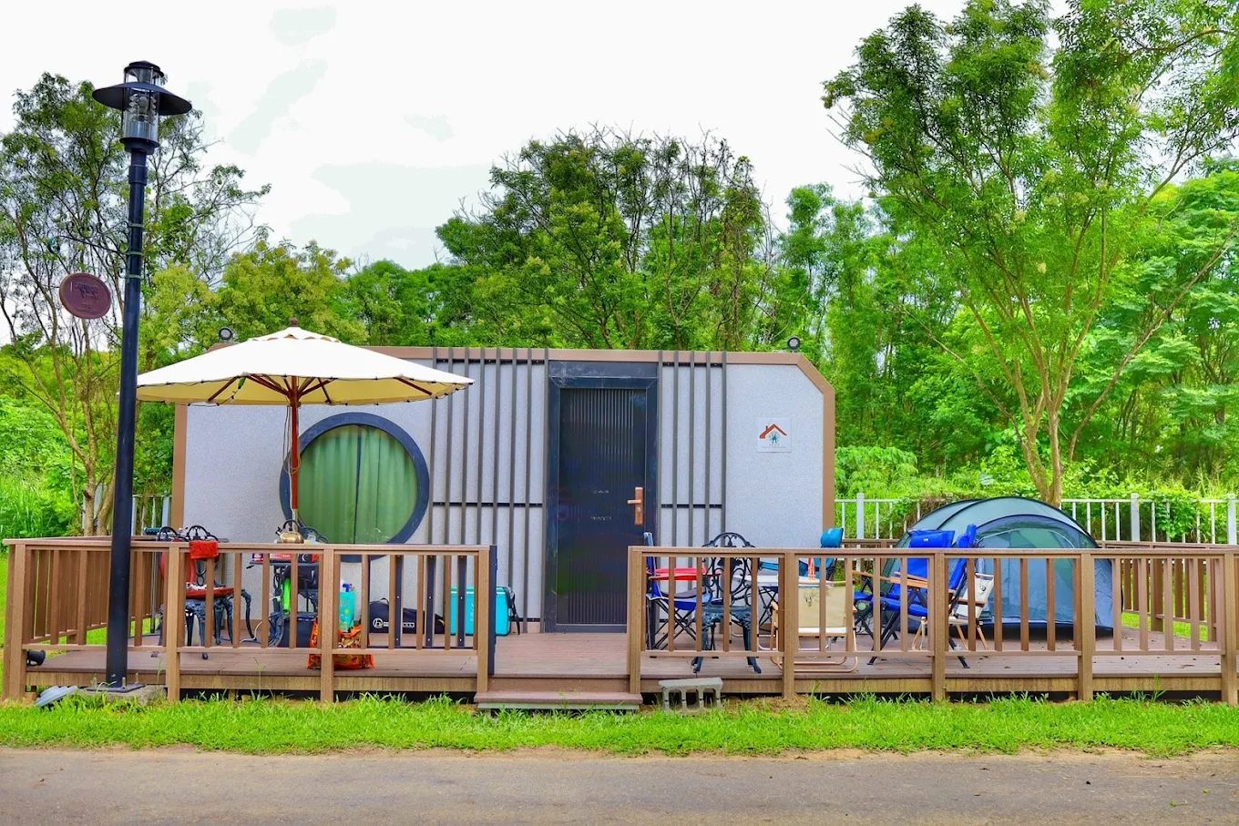 露營區環境與自然水域景觀