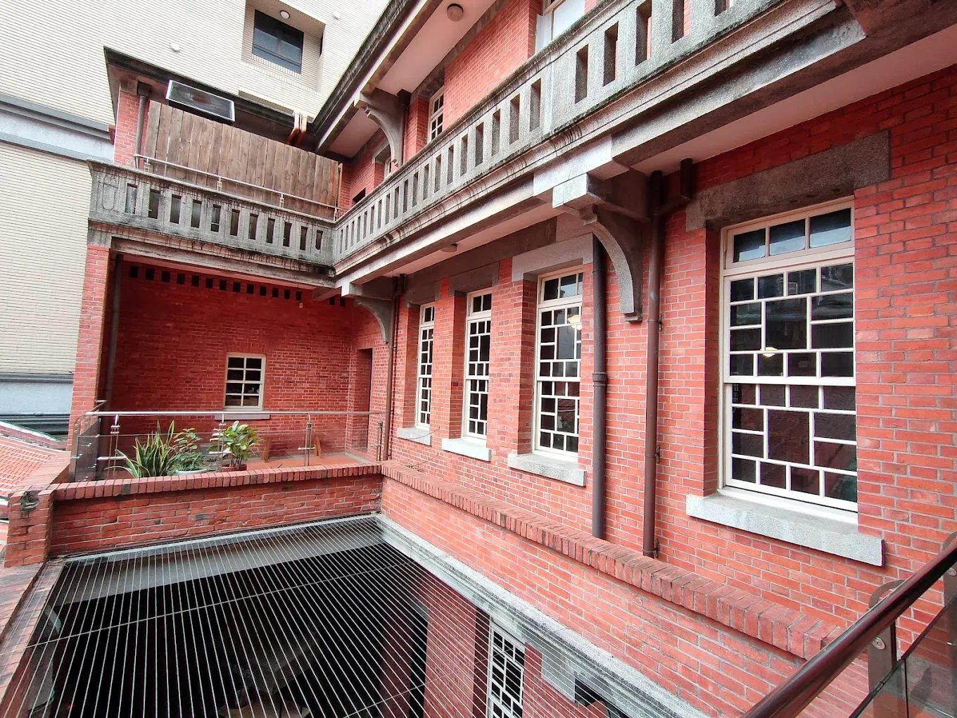 新芳春茶行:5/18(日)免費參觀,了解台灣茶文化的絕佳機會