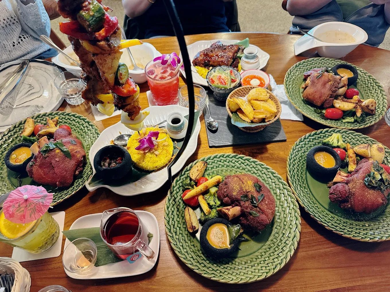 碧潭水舞秀:探索碧潭水岸商圈的魅力