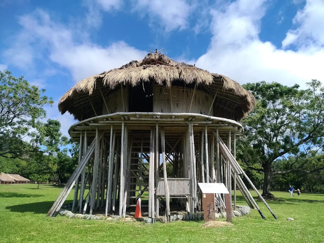 台東景點：探索小野柳、卑南文化村、鐵道藝術村的絕美風光
