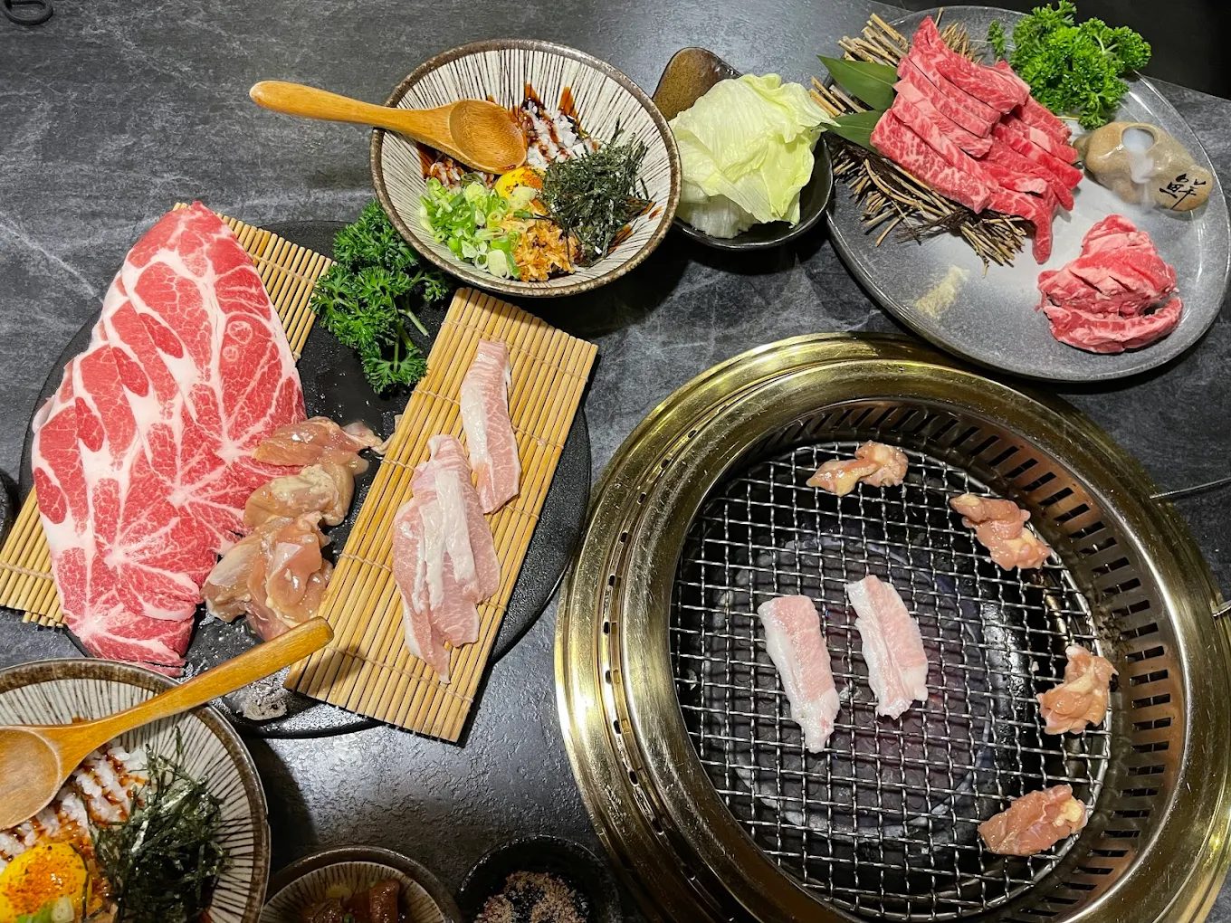 台東美食探索:品味屋賀爺燒肉的精緻燒烤盛宴