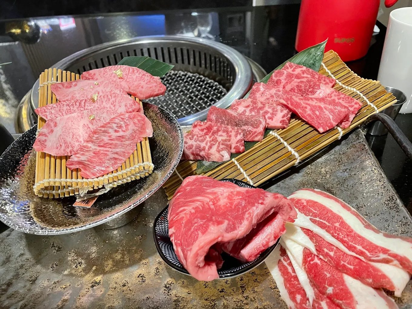 台東美食探索:品味屋賀爺燒肉的精緻燒烤盛宴