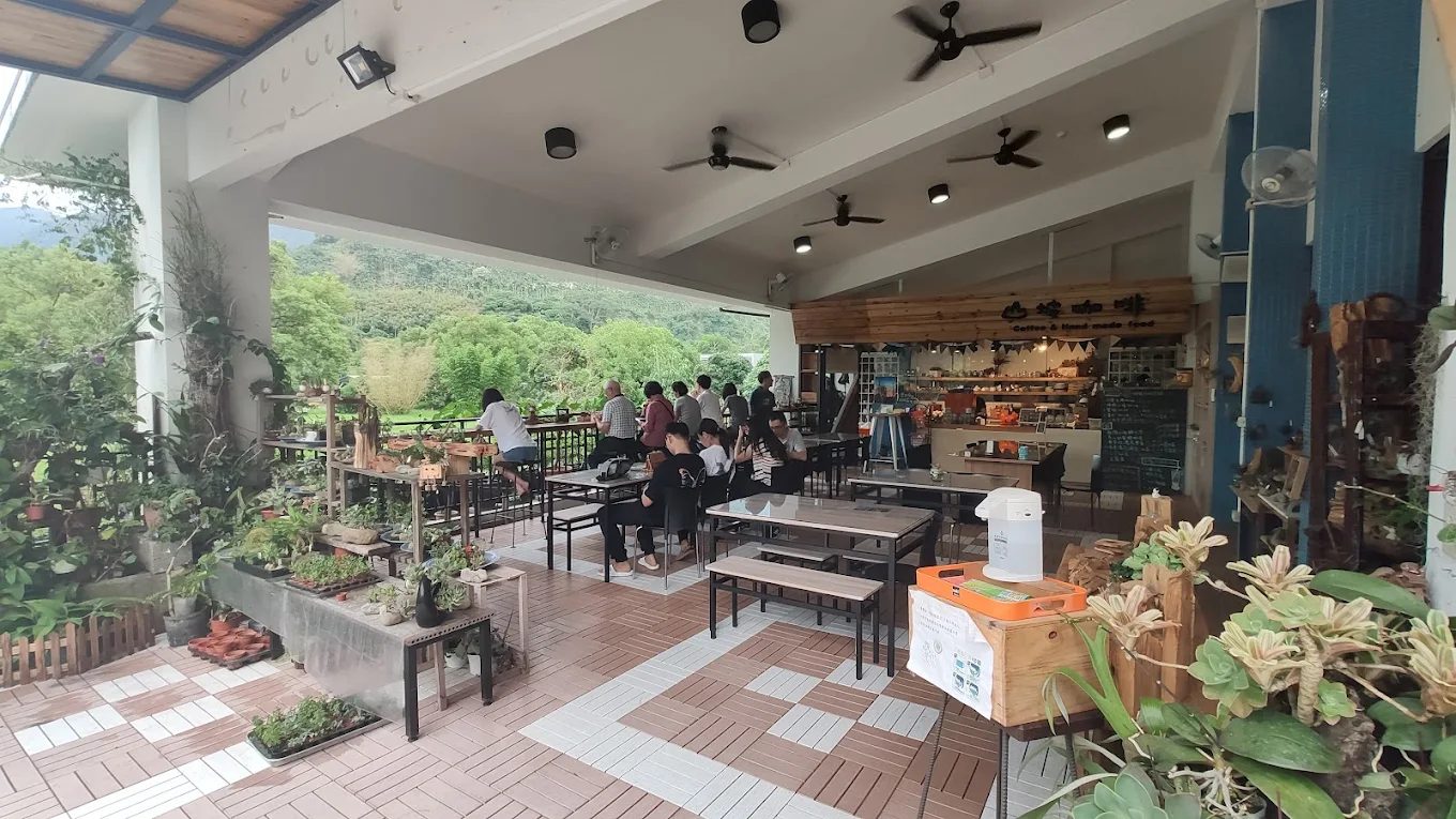 若蘭市集與山坡咖啡:探索台灣隱藏的美味寶藏