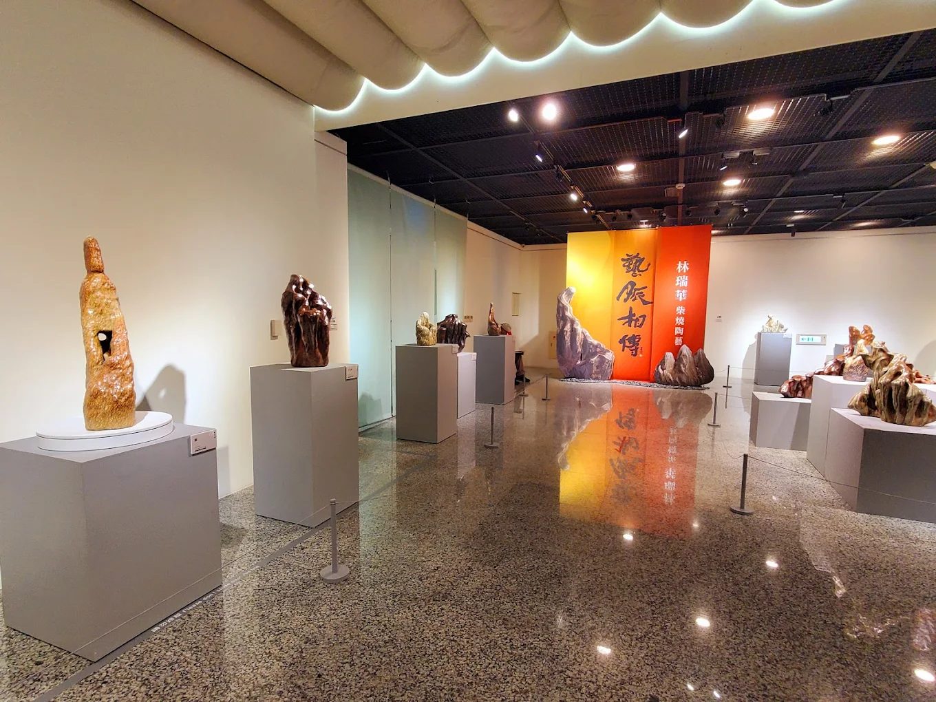 探索彰化景點：八卦山的天空步道與大佛之旅