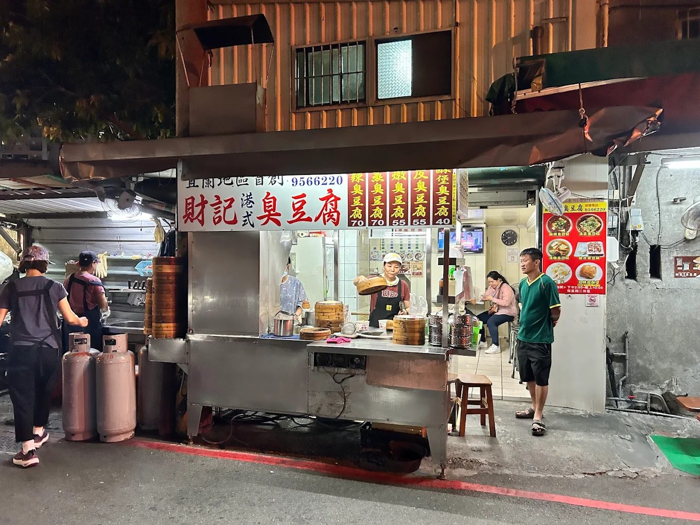 羅東夜市：一探究竟當地特色美食與活動