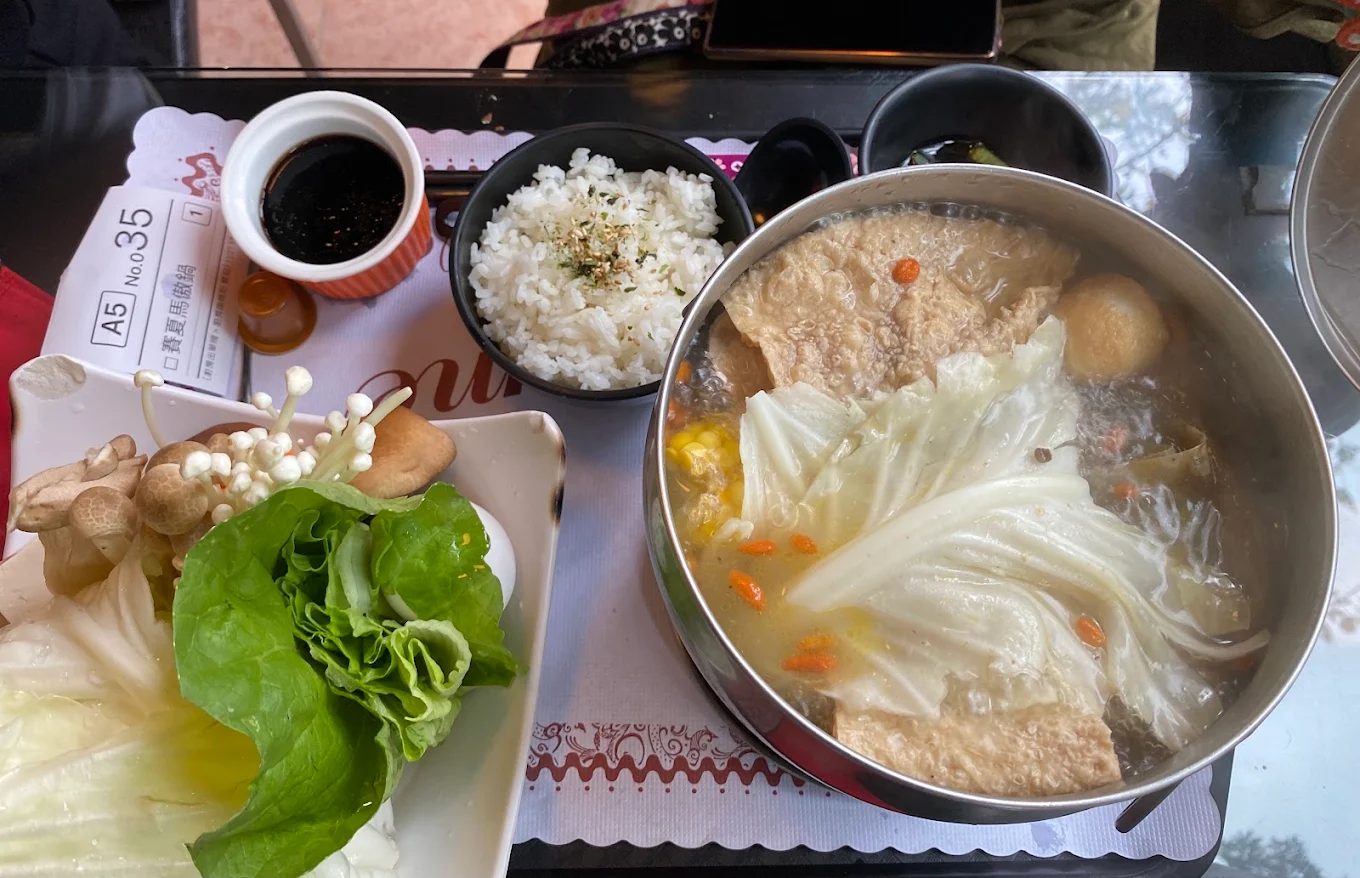 探索向天湖：苗栗最美的山間秘境