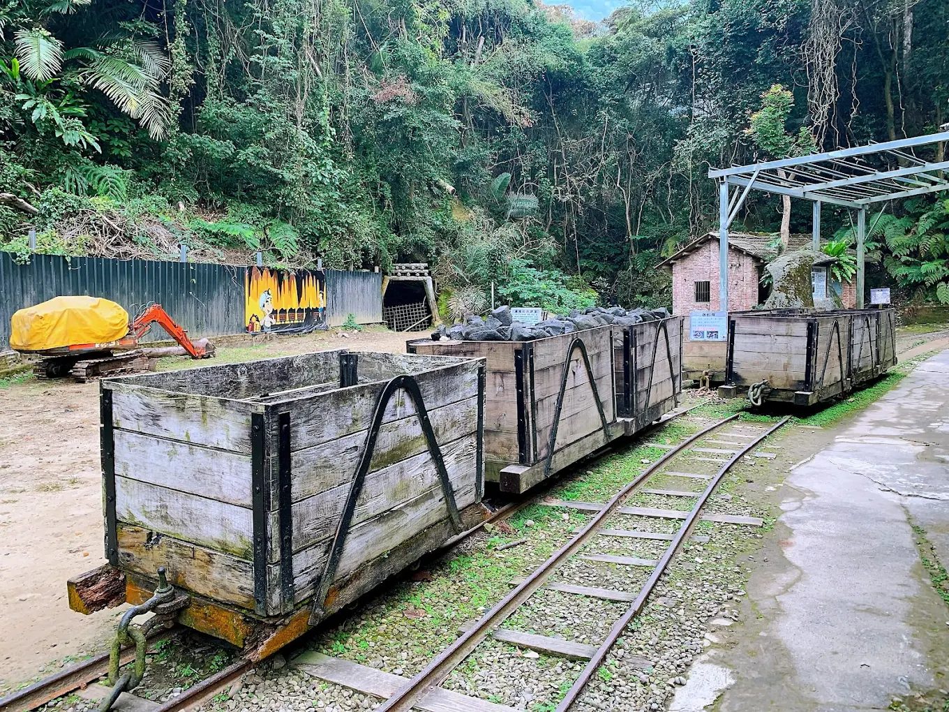 巴巴坑道休閒礦場：探險與樂趣的完美結合