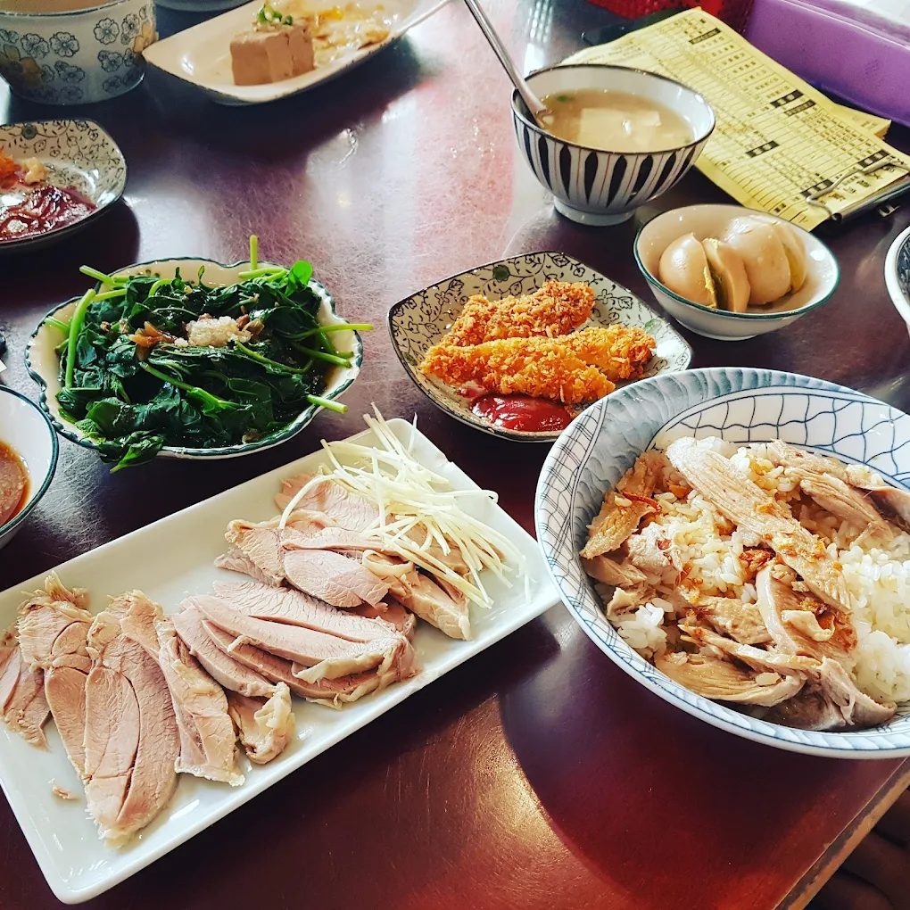 嘉義美食｜必吃的火雞肉飯與特色沙鍋魚頭推薦