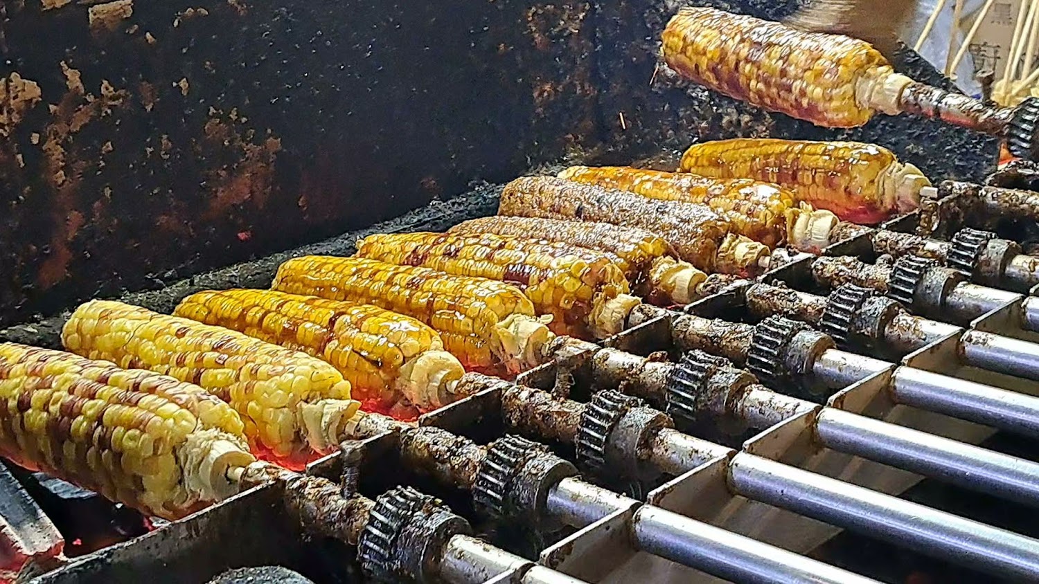 所有照片｜探訪旱溪夜市：台中最具在地風情的夜市經驗