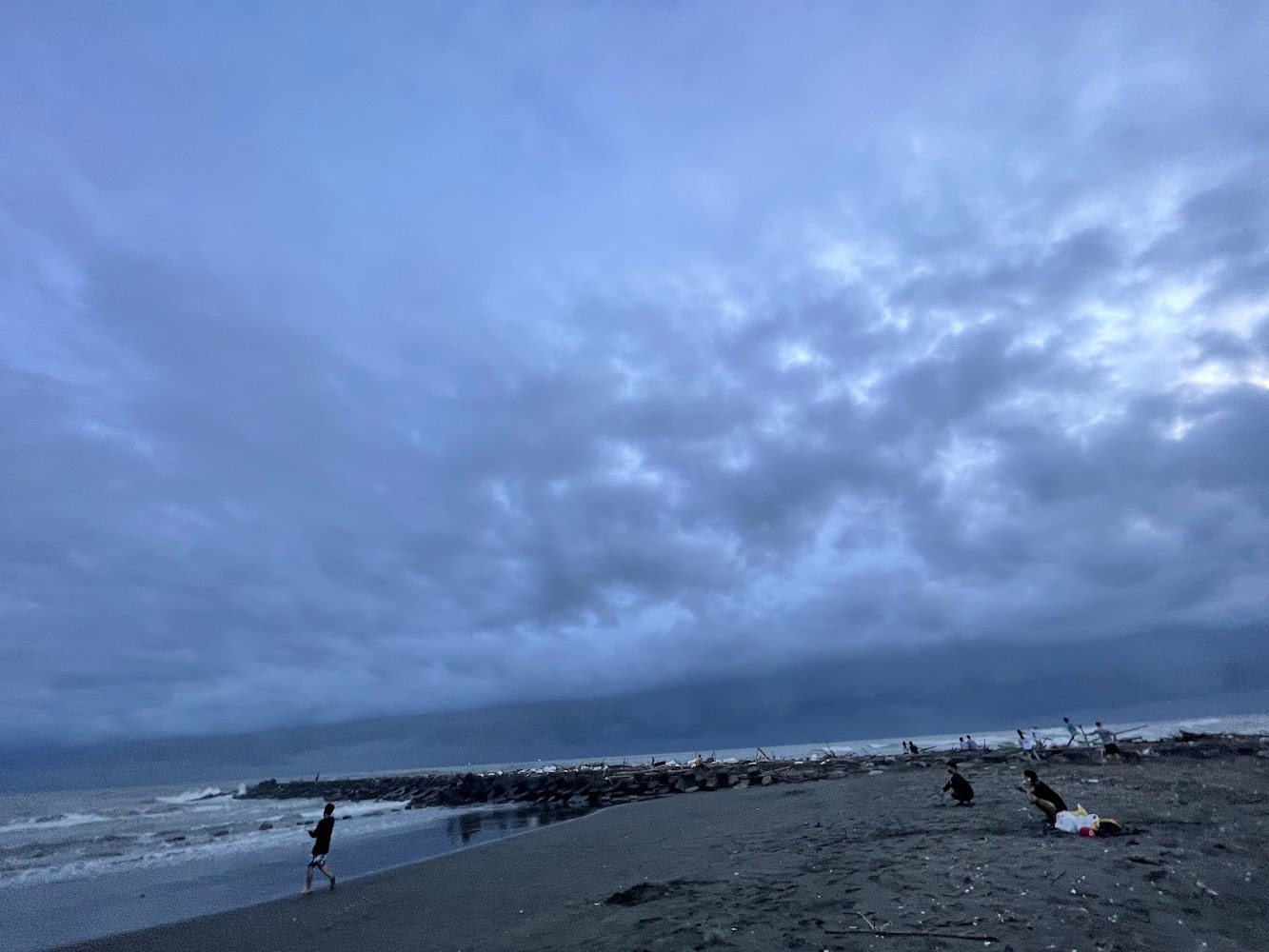 探索台南海邊的隱藏美景:一次遊覽漁光島與黃金海岸的完美之旅