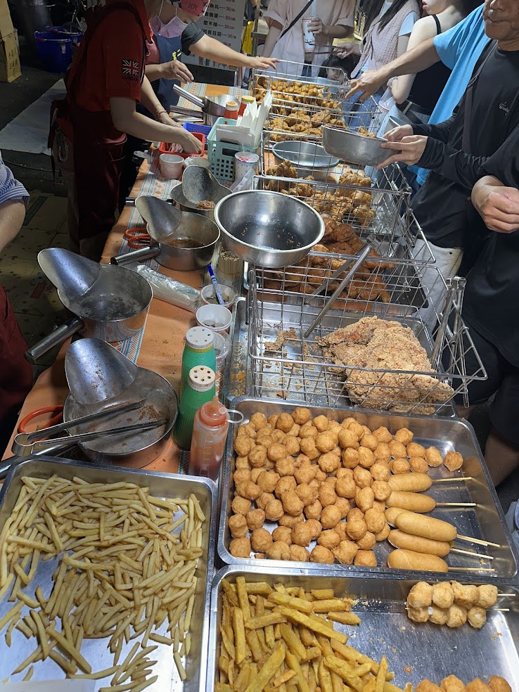 四維夜市內部實景|探索台東夜市:必吃美食與觀光景點完全指南