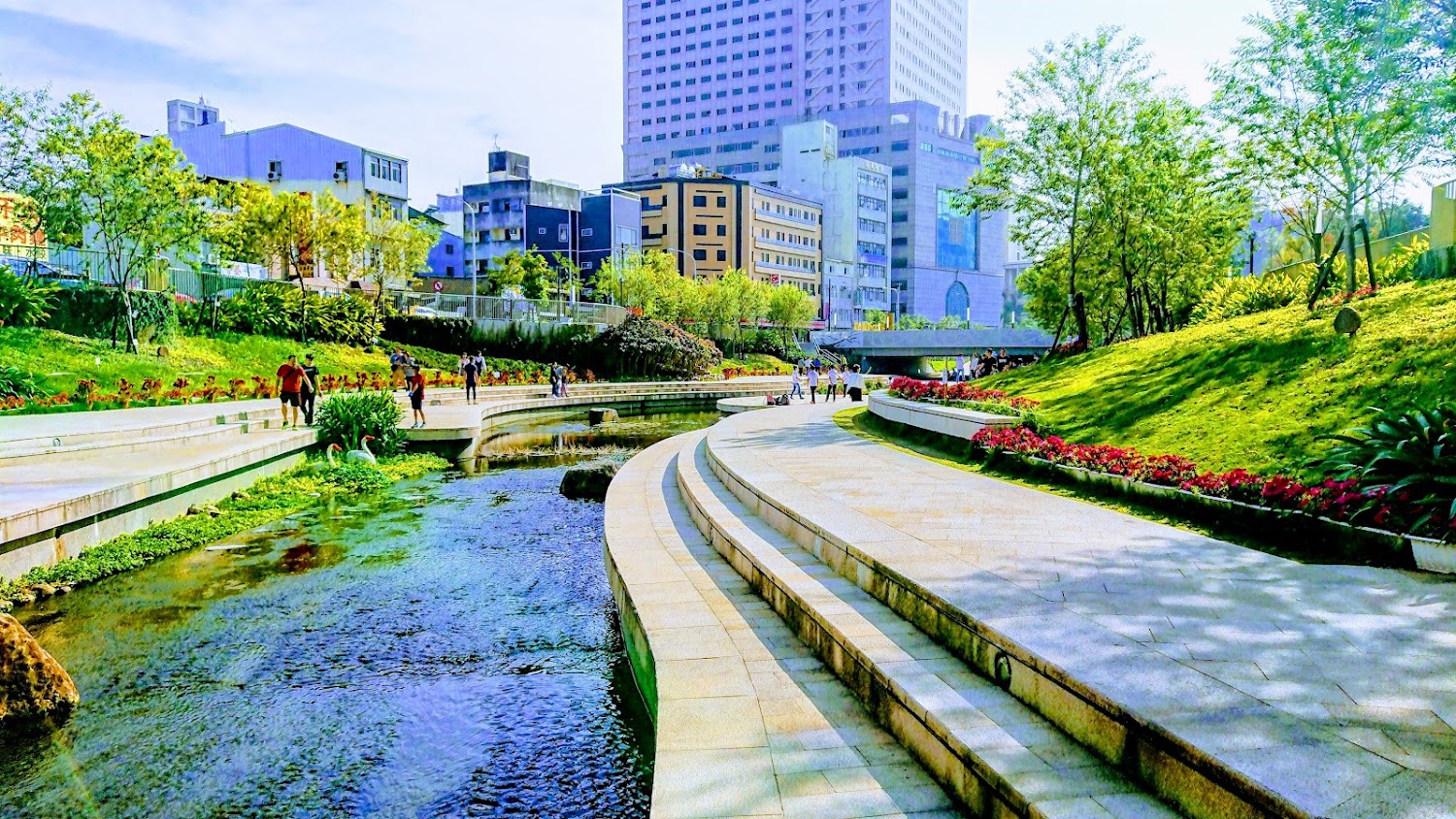 柳川水岸景觀步道｜台中景點：探索台中最受歡迎的五大旅遊景點