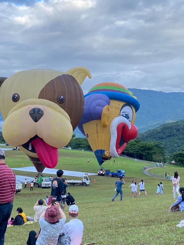 台東熱氣球體驗：鹿野高台熱氣球草地的完美之旅