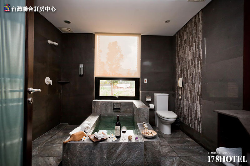 南洋風景觀溫泉|萬里沐舍溫泉渡假酒店