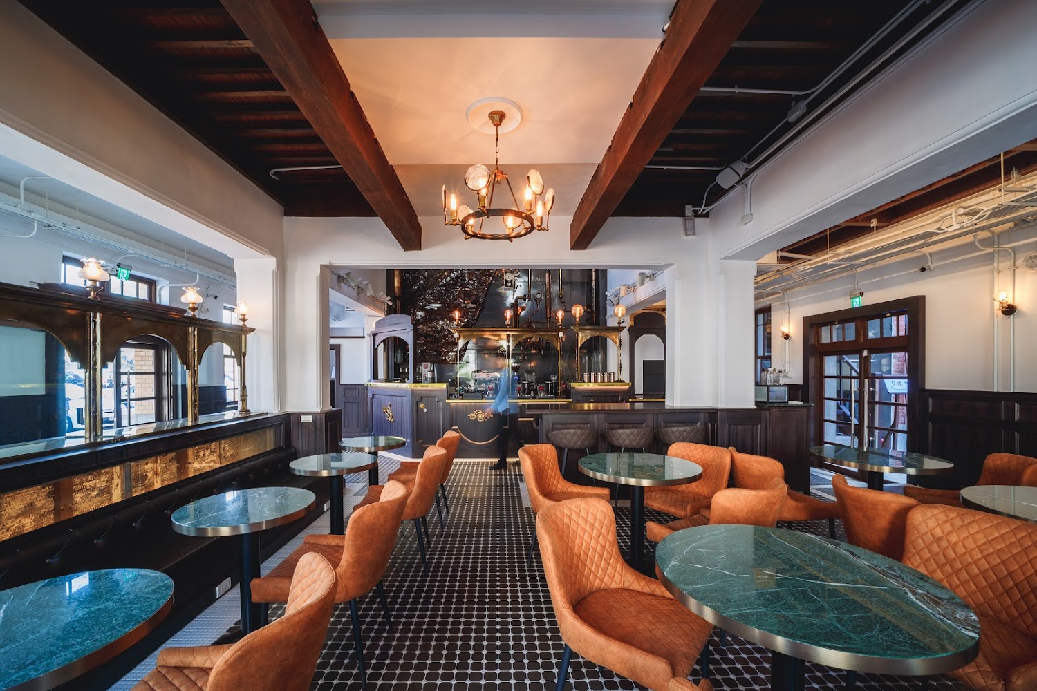 新濱·駅前：最佳用餐和遊玩指南