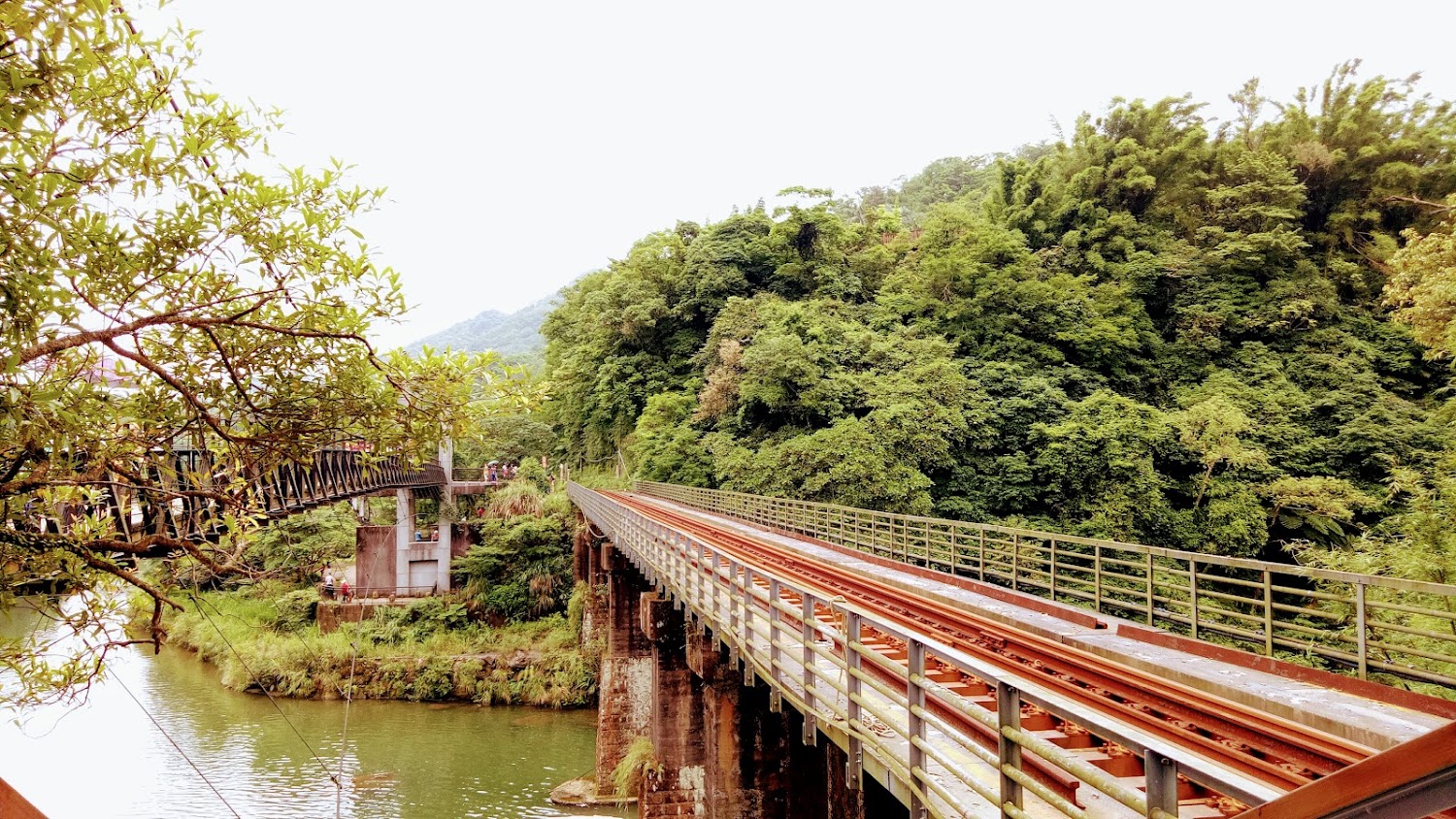 新北一日遊必訪景點｜從十分瀑布到碧潭風景區的完美行程