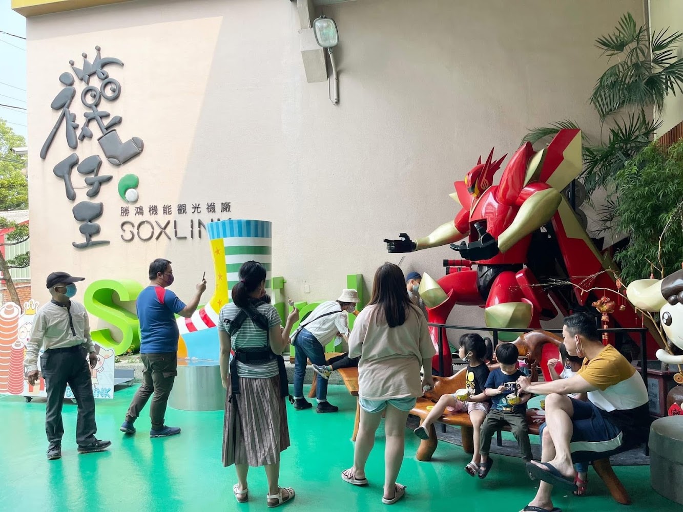 襪仔王觀光工廠的親子探索之旅|增進孩子對台灣襪子歷史的了解
