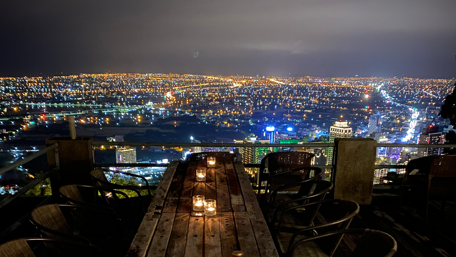 空ㄟ農場的完美夜間用餐體驗：為什麼你需要遵循接駁車指引