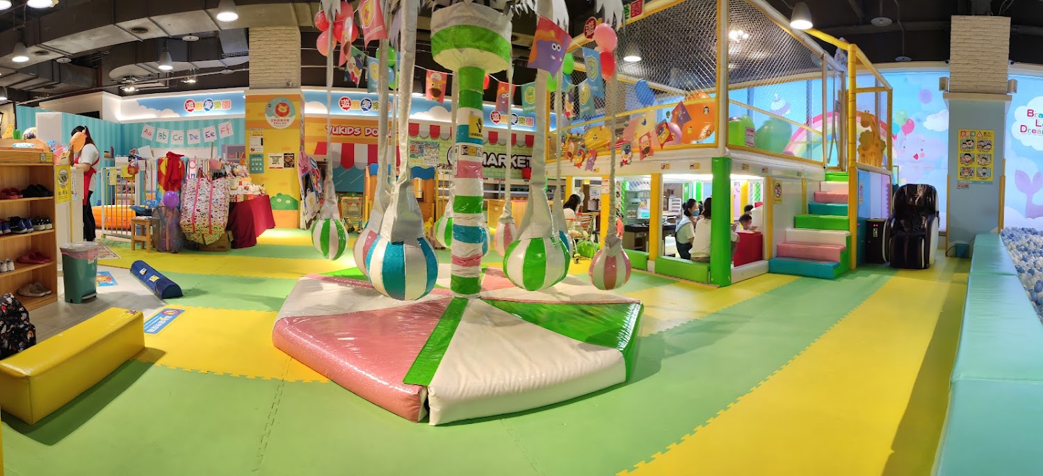大魯閣遊戲愛樂園 新光三越左營店