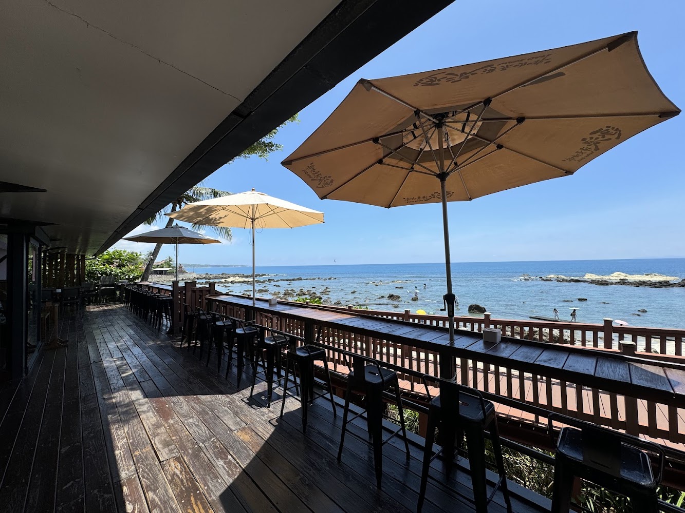 逐浪咖啡 wave cafe