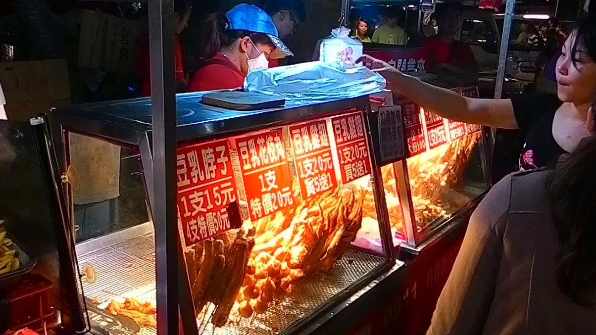 旱溪夜市：台中最具人氣的夜市攻略與美食推薦