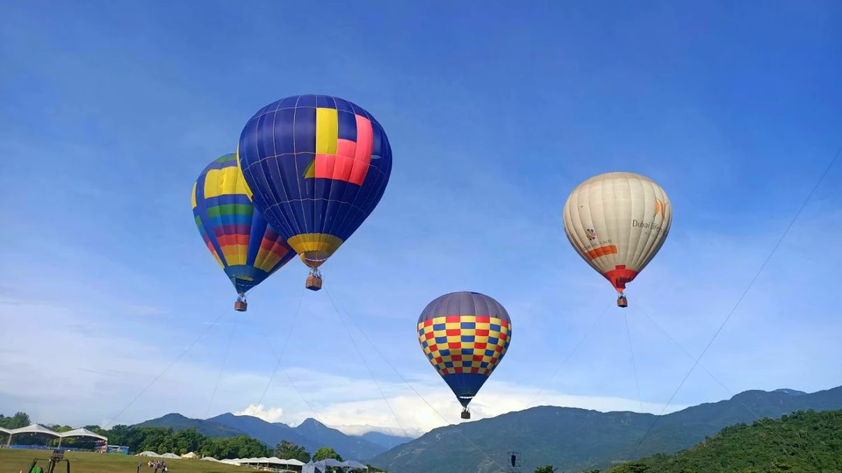 探索台東熱氣球嘉年華的魅力：搭上夢想的飛行
