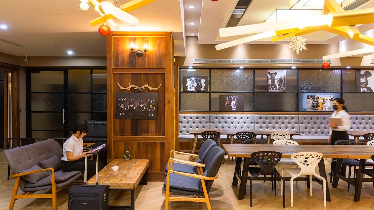 凝萃Gll - 水岸隱邸｜台中河岸住宿首選，舒適設計與便利交通的完美結合