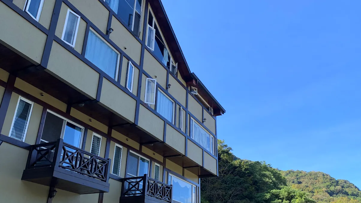 雲鄉溫泉山莊｜南投山林中的靜謐湯宿，遠離塵囂的身心療癒之旅