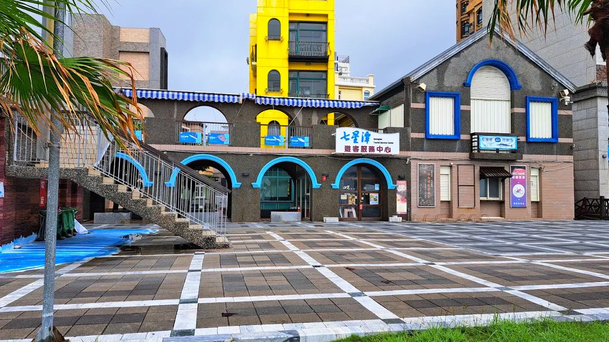 探索花蓮景點：七星潭、石梯坪、花蓮港景觀橋等美麗地點