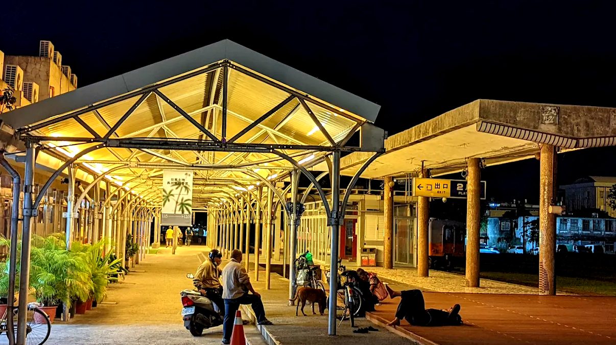 探索台東：必訪景點推薦，讓你的旅程更多元！