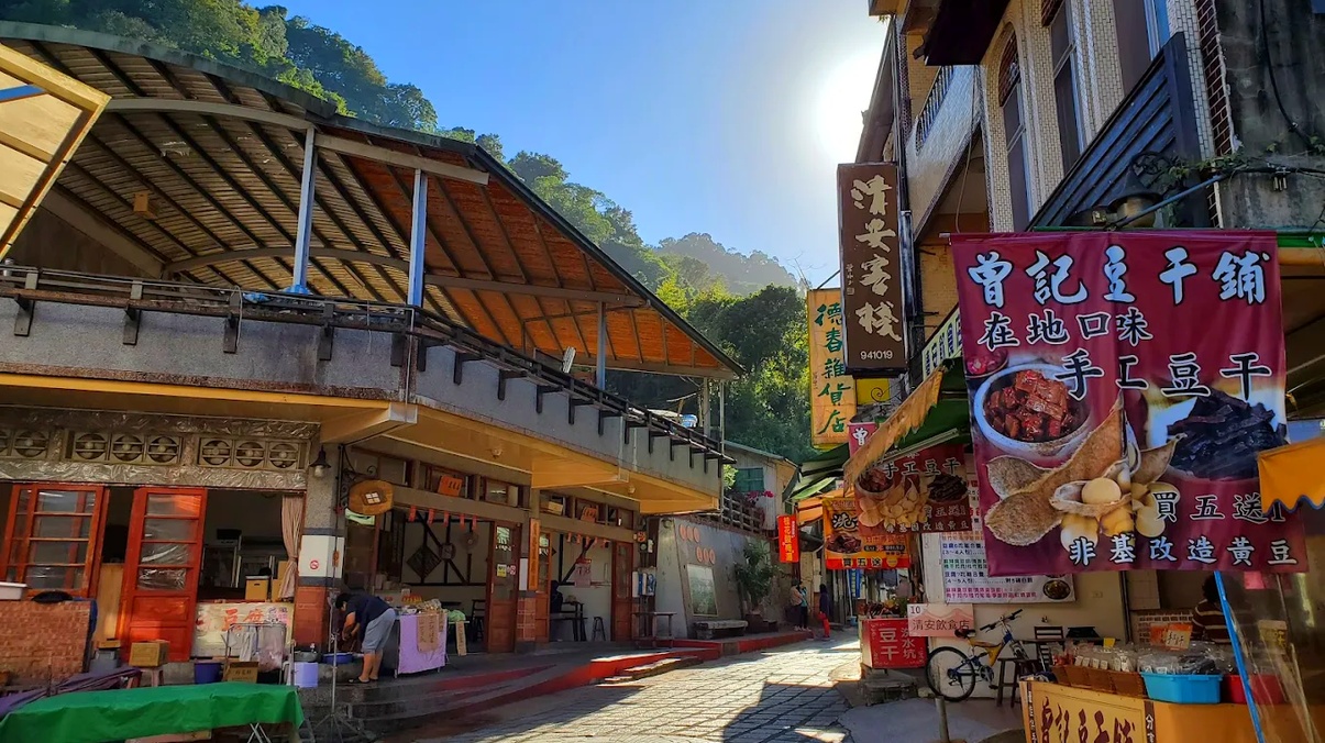 探索洗水坑豆腐街的美食秘境｜必試的特色豆腐小吃