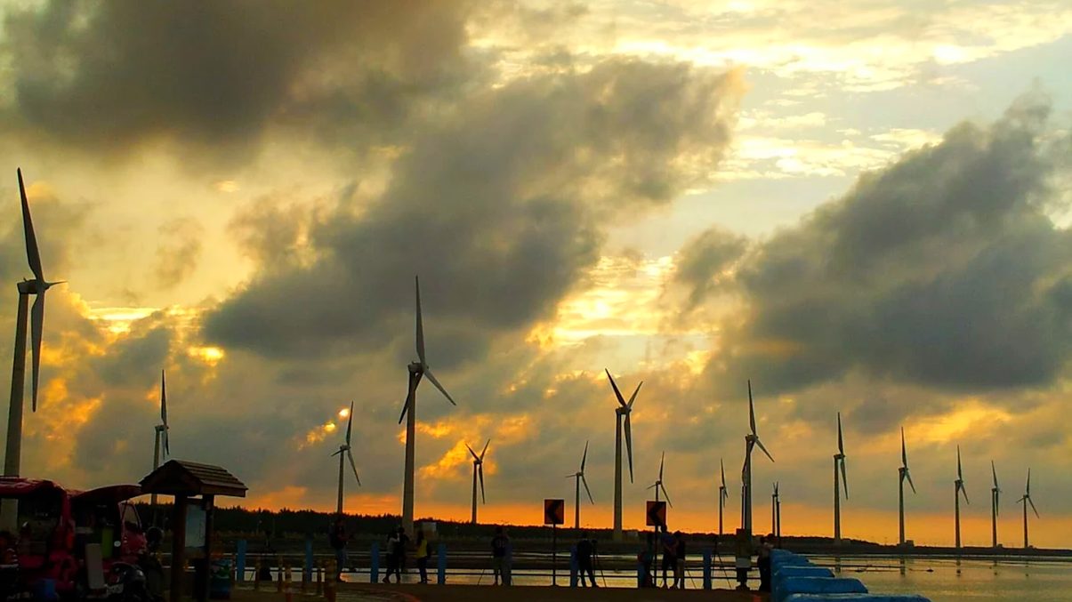 高美濕地露營場｜探索自然之美與舒適露營體驗