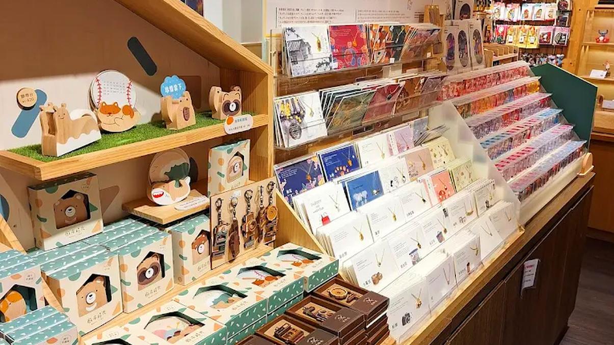 九份老街探索之旅：帶你發現美食與風景的極致體驗