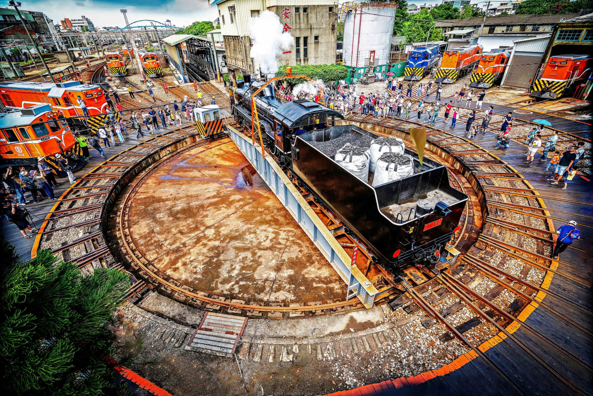 探索彰化扇形車庫的歷史魅力與攝影秘境