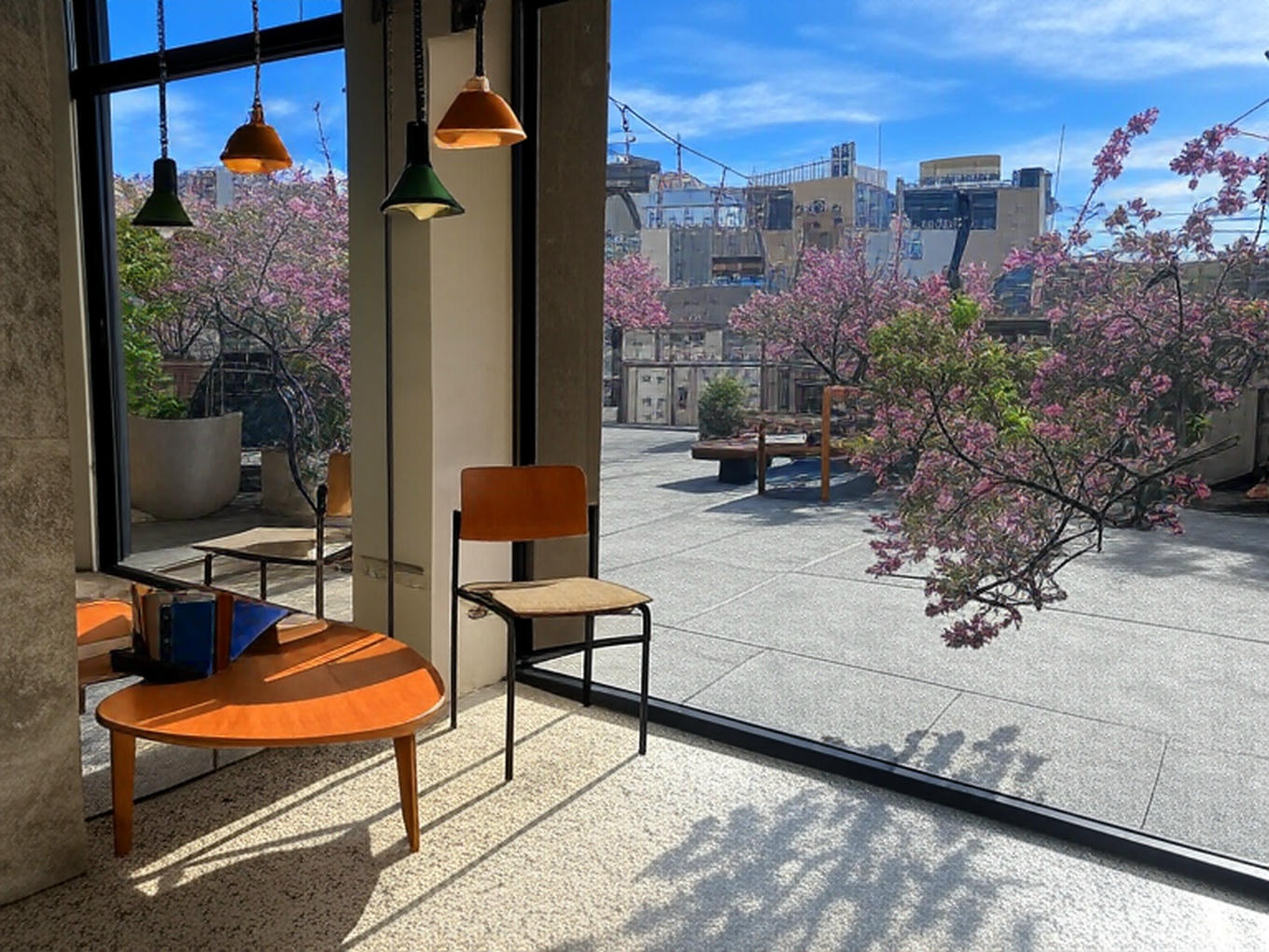 台南住宿推薦：U.I.J Hotel & Hostel - 友愛街旅館的優勢與特色