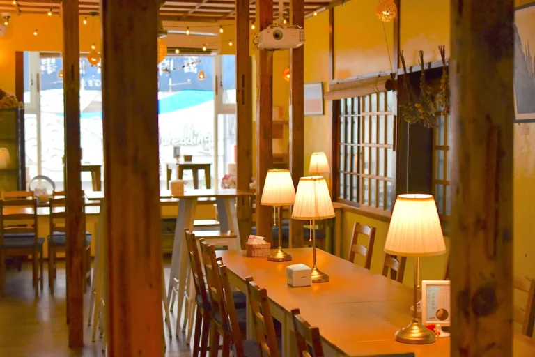 嘉義美食推薦｜2025年必吃在地人氣餐廳：火雞肉飯、日式咖哩、壽司老店一次收藏！